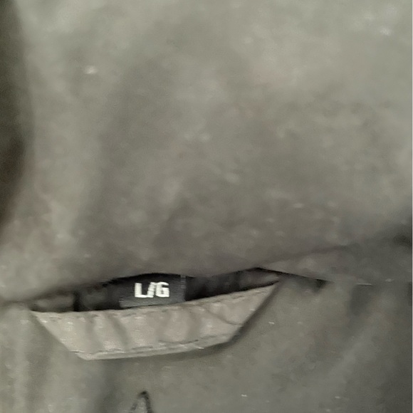 GUESS Women's Zipped Pockets Down Faux-Fur-Trim Hooded Parka, Black, Size L - Picture 9 of 11